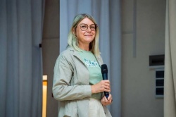 «Когда психолог понимает без слов»: Елена Минаева о работе с глухими студентами НГТУ НЭТИ